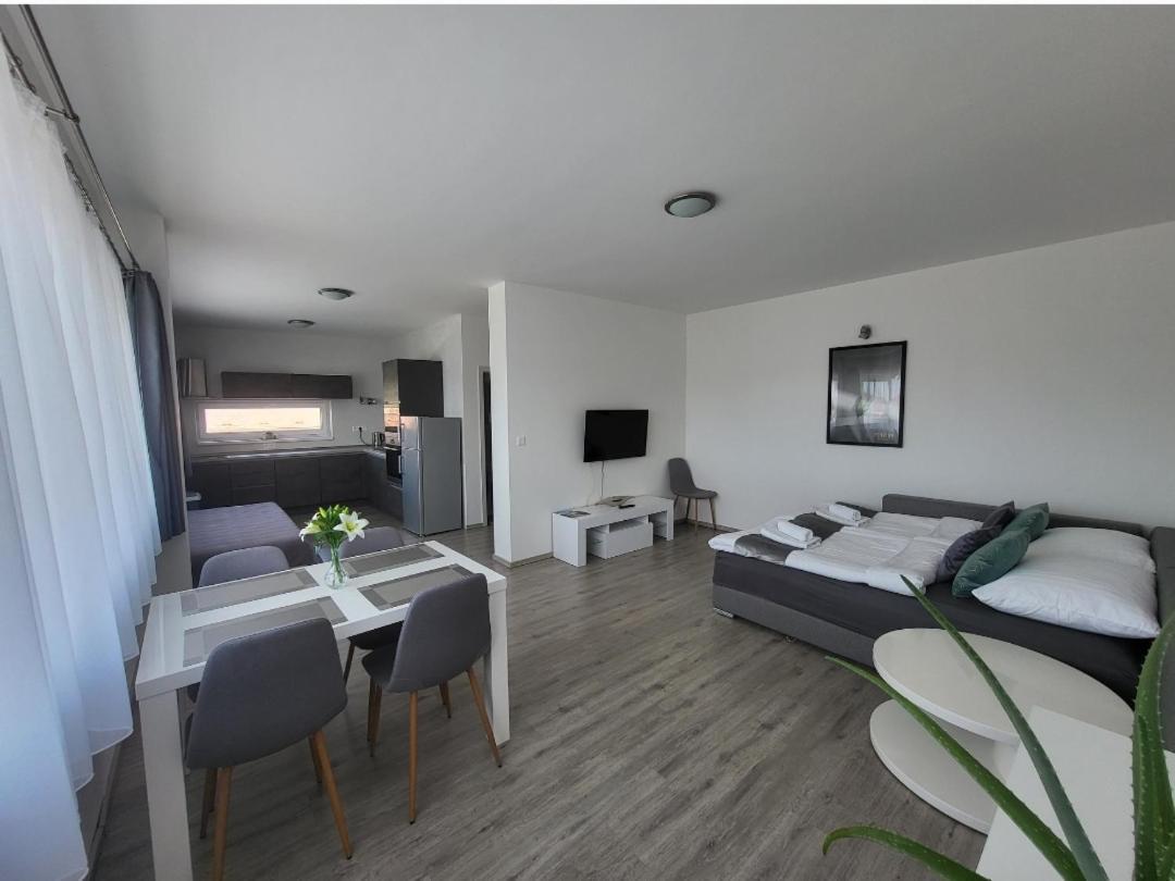 Apartman Gabriela Roudne 외부 사진